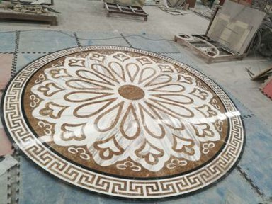 돌 바닥 메달리온