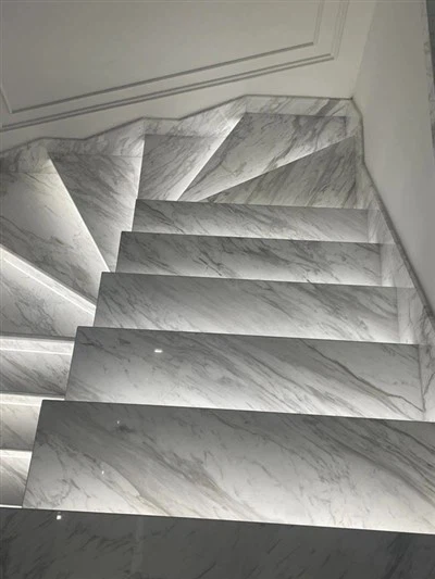 계단을위한 흰색 대리석