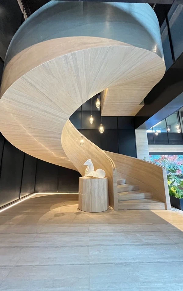 Romano Classico Travertine Tile Stairs